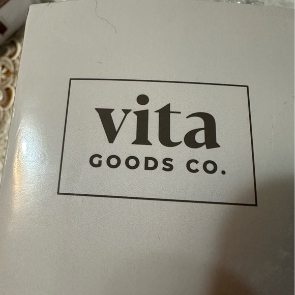 Vita Goods Deluxe Divided Carry All - Picture 2 of 5
